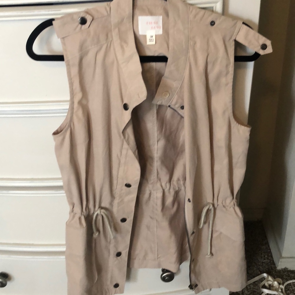 Tan vest